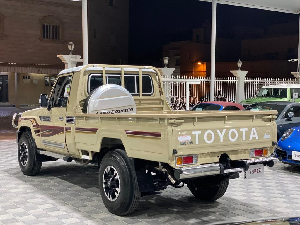 سعر تويوتا شاص 2023 Toyota SHAS في السعودية