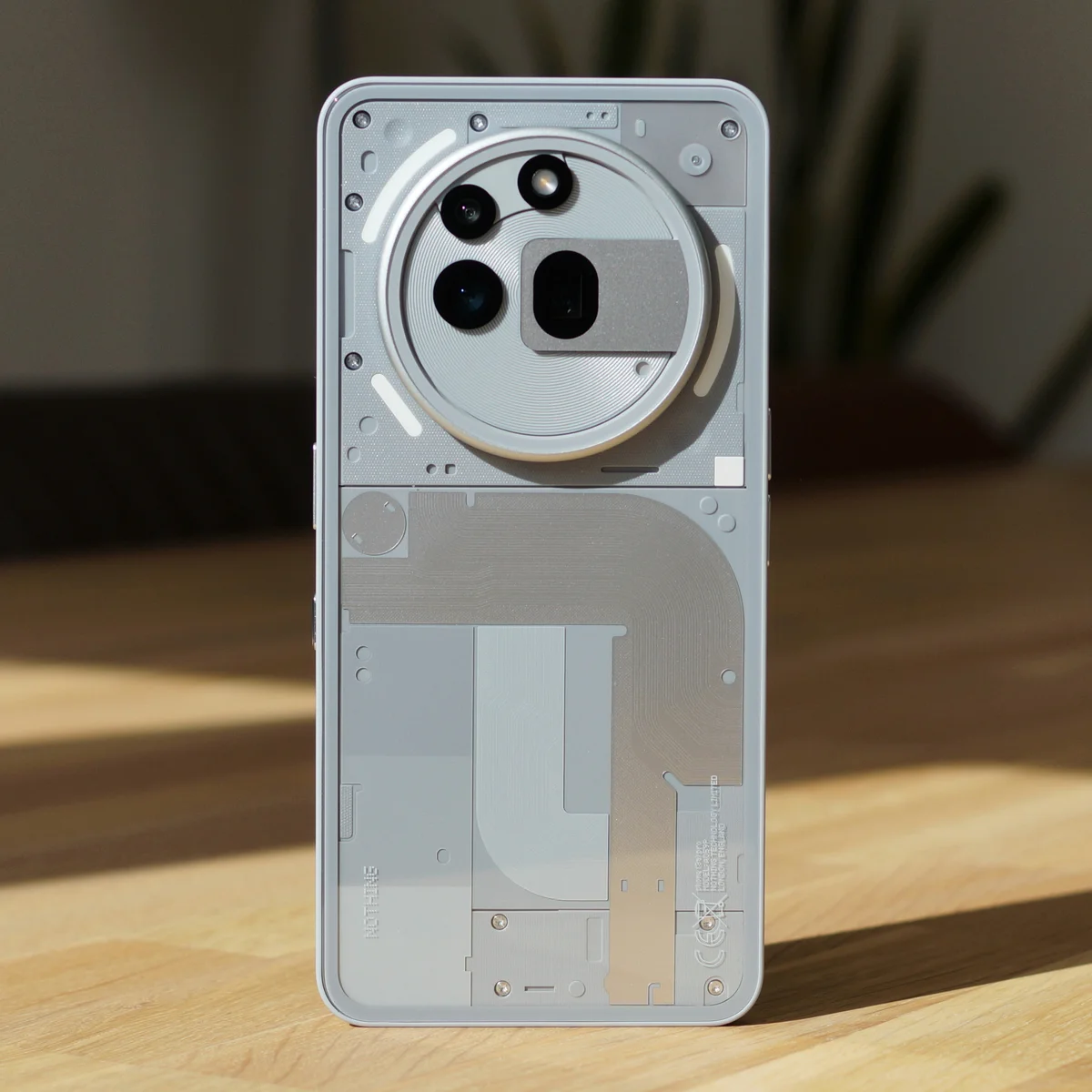 سعر Nothing Phone (3a) Pro في السعودية