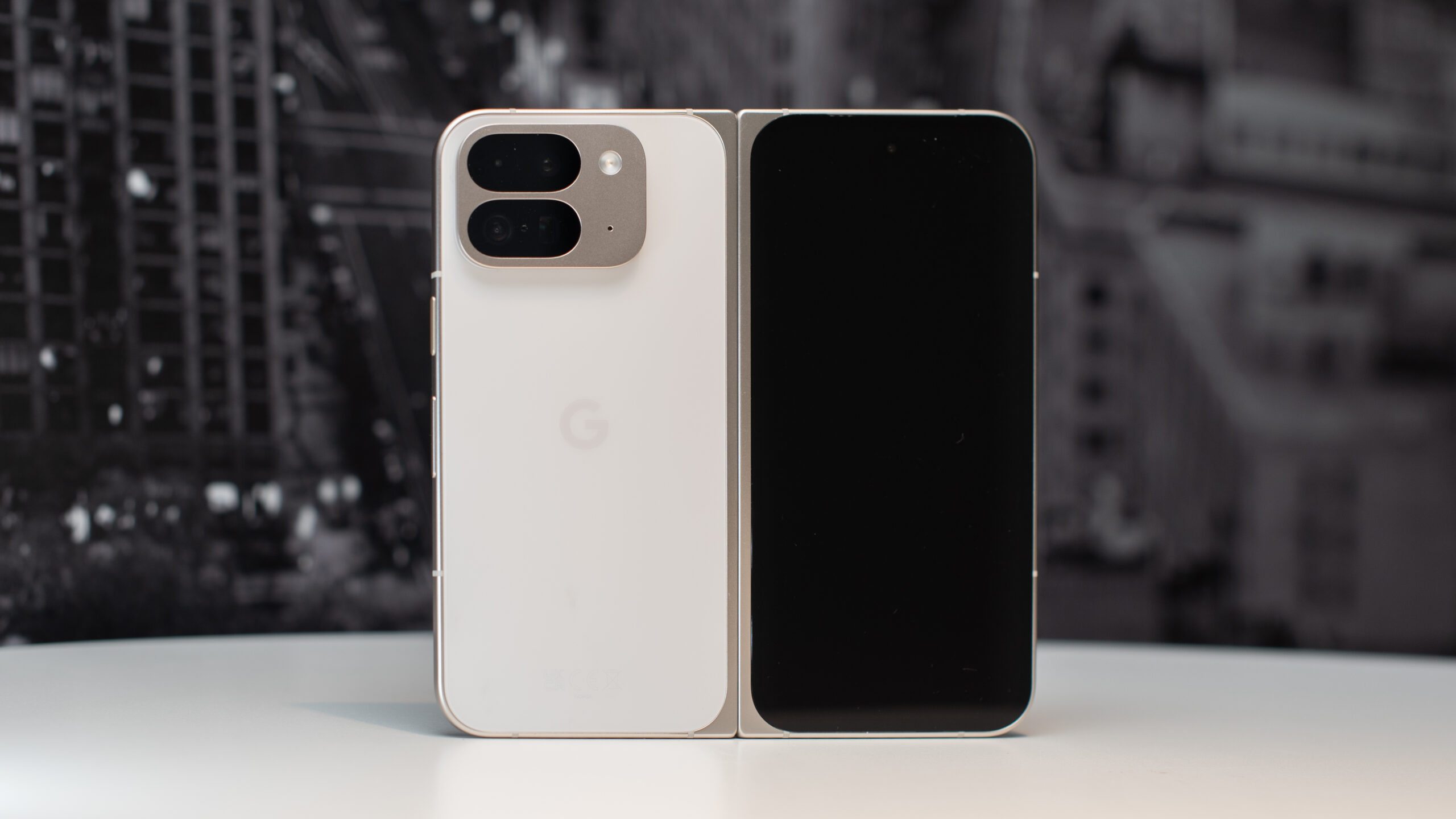 سعر Pixel 10 Pro Fold في السعودية 2025