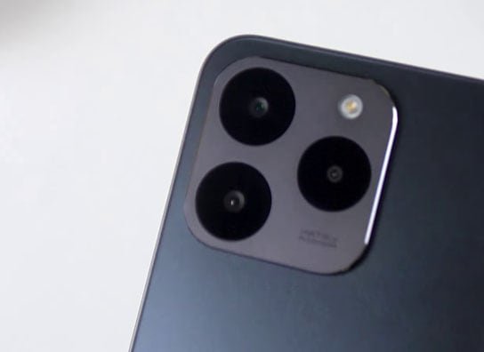 هاتف Realme 15T 5G يطل بمواصفات قوية وسعر منافس في 2024