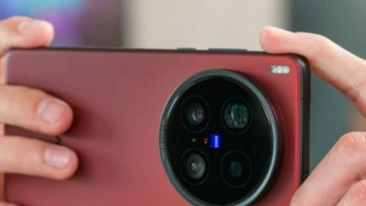 هاتف أوبو فايند إكس 9 ألترا يطرح قيمة تنافسية عالية مع مواصفات متقدمة وتصميم فريد يبهر المستخدمين