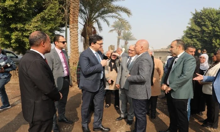 وزيرا الثقافة ومحافظ القاهرة يزوران متحف الشمع بحلوان لوضع خطة تطوير عاجلة تعيد الحياة للمتحف