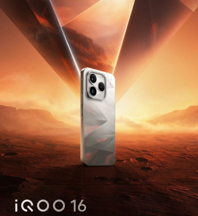 سعر هاتف iQOO 16 في مصر والسعودية.. شاشة سامسونج بسطوع 10000 شمعة وكاميرا بتقريب 3x 3 هاتف iQOO 16